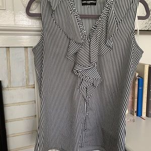 Karl Lagerfeld Paris - Button Sleeveless Blouse